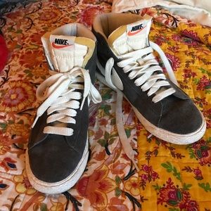 Grey Nike HiTops
